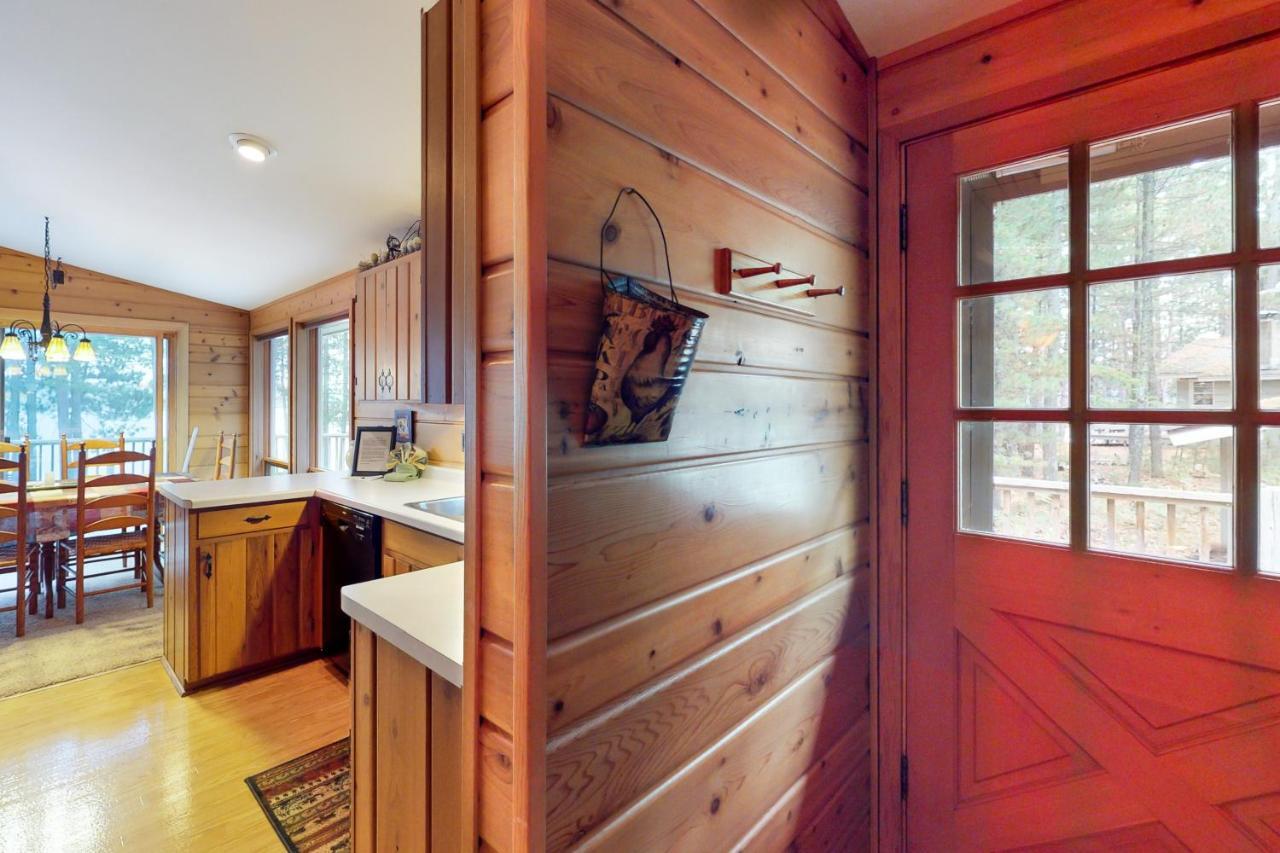 Chanticleer Inn: Hudson House Eagle River Extérieur photo